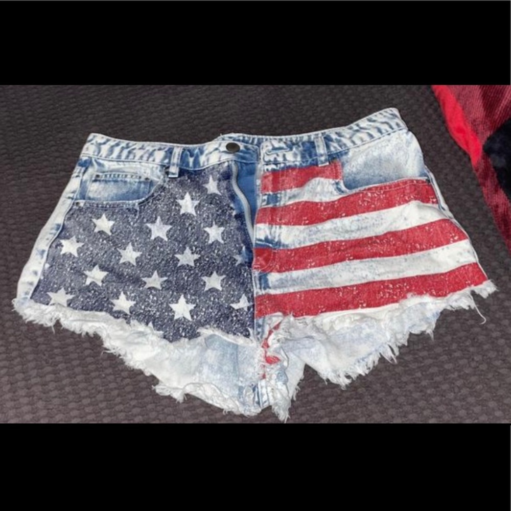American Theme Jean Shorts